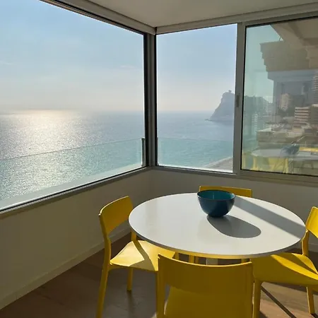 Апартаменты Amazing Beachfront - La Cala *