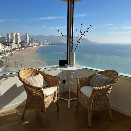 Amazing Beachfront - La Cala Apartament *