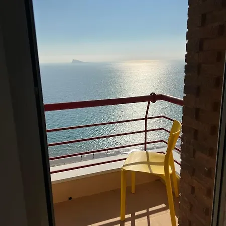 Апартаменты Amazing Beachfront - La Cala *